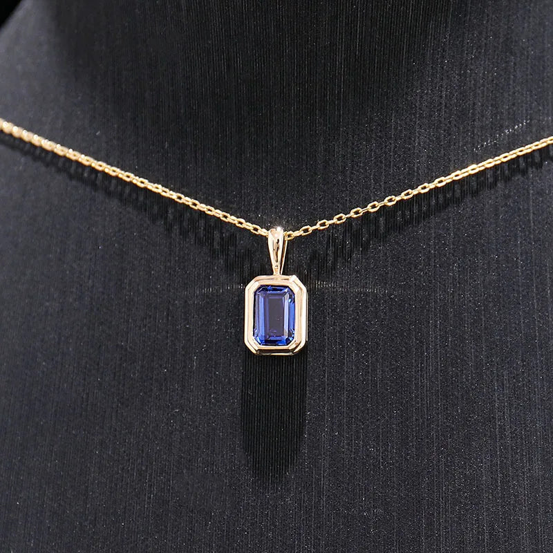 Custom 14K–18K Gold Emerald-Cut Moissanite Pendant Necklace – Classic Luxury Gift