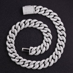 Cuban Link Bracelet 10K–18K Gold Moissanite  – 18mm Luxury Chain for Men