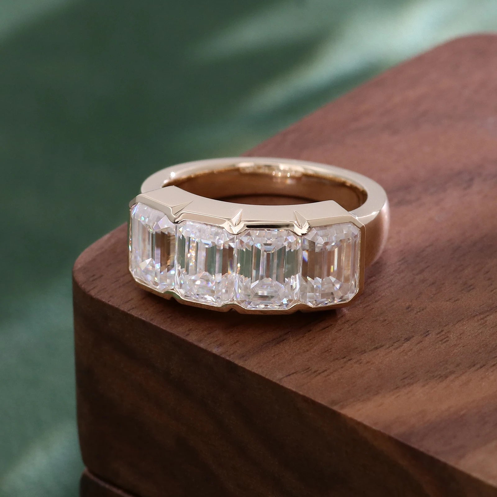 Provence 14K Solid Gold Men’s Ring – 5CT EF Color VVS Moissanite Emerald-Cut Wedding & Engagement Band