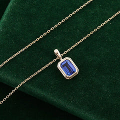 Custom 14K–18K Gold Emerald-Cut Moissanite Pendant Necklace – Classic Luxury Gift