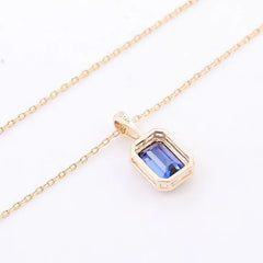 Custom 14K–18K Gold Emerald-Cut Moissanite Pendant Necklace – Classic Luxury Gift