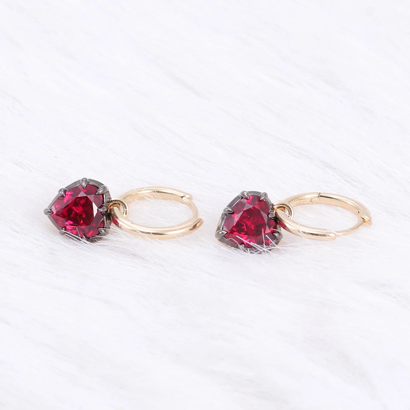 Custom 10K–14K Gold Cushion-Cut Moissanite Halo Drop Earrings – Luxury Wedding Jewelry