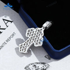 NEW Cross NecklaceFashion Jewelry Small Cross Pendant With Chain Necklace Simple Faith Jewelry Christmas Gift for Men Women