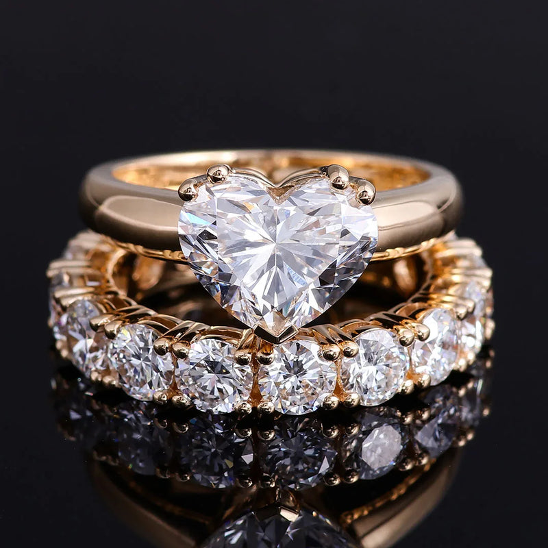 Provence 18K Solid Gold Bridal Ring Set – 2CT Heart-Cut VVS Moissanite Engagement Ring with Eternity Band