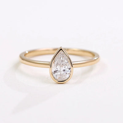 Solid Gold Stackable Ring Set 14K–18K  – Emerald, Oval & Pear-Cut VVS Moissanite Rings