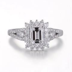 Flower Halo Bold Ring 1CT Emerald 14K–18K-Cut VVS Moissanite Engagement Ring