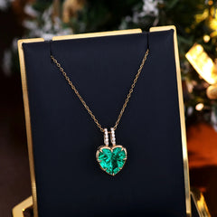 Gold Heart Pendant Necklace 10K–14K Solid – VVS Moissanite Centerpiece